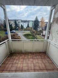 Gemütliche 1-Zimmer mit Balkon, Laminat und Wannenbad in ruhiger Lage Wohnung mieten 09130 Chemnitz Bild mittel