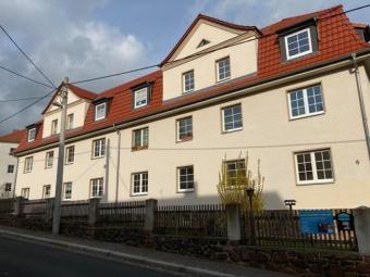 Gemütliche 2-Zimmer mit Laminat und Wannenbad in ruhiger Lage! Wohnung mieten 04741 Roßwein Bild mittel