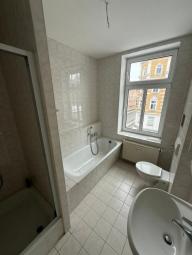 Gemütliche 2-Zimmer mit Laminat, Wanne und Dusche in ruhiger Lage Wohnung mieten 09126 Chemnitz Bild mittel