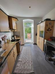 Gemütliche 3-Zi mit Balkon, Wanne, EBK und Laminat in zentraler Lage! Wohnung mieten 09130 Chemnitz Bild mittel