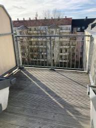 Gemütliche DG 3-Zimmer mit Balkon, Laminat, Wanne und offener Küche in guter Lage! Wohnung mieten 09131 Chemnitz Bild mittel