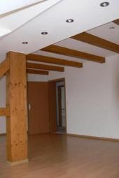 Gemütliche DG 3-Zimmer Wohnung mit Laminat und Wannenbad in guter Lage Wohnung mieten 09126 Chemnitz Bild mittel