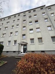 Gemütliche neu renovierte 3-Zimmer mit Balkon, Laminat und Wannenbad in ruhiger Lage! Wohnung mieten 09130 Chemnitz Bild mittel