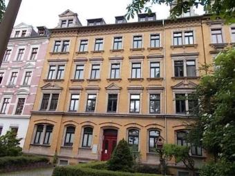 Gemütliche und vollmöblierte DG 3-Zi. mit Laminat, EBK und Wannenbad in Chemnitzer Toplage! Wohnung mieten 09113 Chemnitz Bild mittel