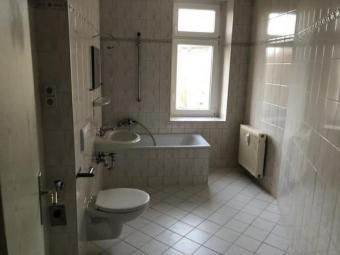 Gepflegte 3-Zimmer mit Laminat und Wannenbad in Uni- und Zentrumsnähe* Wohnung mieten 09111 Chemnitz Bild mittel