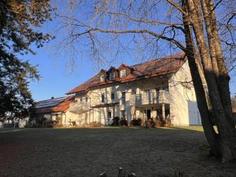 gepflegte 4 Zimmerwohnung im DG mit Balkon in Aidenbach- B5 Wohnung kaufen 94501 Aidenbach Bild mittel