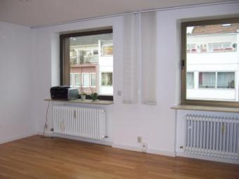 Gepflegte Büro- oder Praxisfläche mit viel Publikumsverkehr im Herzen der Stadt Gewerbe mieten 66111 Saarbrücken Bild mittel
