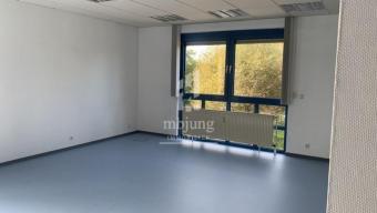 **Gepflegte Bürofläche in Homburg-Erbach zu vermieten - PROVISIONSFREI** Gewerbe mieten 66424 Homburg Bild mittel