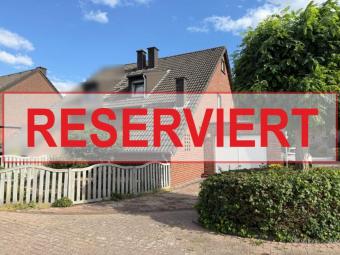 Gepflegte Haushälfte mit Keller und 2 Garagen im Herzen von Kerken-Nieukerk Haus kaufen 47647 Kerken Bild mittel