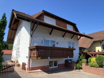 Gepflegtes Mehrfamilienhaus mit drei Wohneinheiten im Kurort Eppenbrunn Haus kaufen 66957 Eppenbrunn Bild mittel