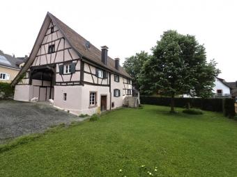Geräumiges Wohnhaus mit Carportplatz & Garten Wohnung mieten 79400 Kandern Bild mittel
