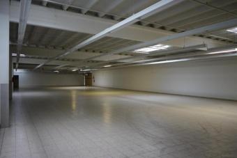 Gewerbezentrrum zu verkaufen - ehemaliges Einkaufszentrum Gewerbe kaufen 39307 Genthin Bild mittel