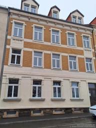 Große 4-Zimmer-Wohnung mit Einbauküche, Speisekammer und Gäste-WC Wohnung mieten 09599 Freiberg Bild mittel