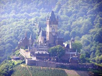 Große helle 5- Raumwohnung an der Mosel zu verkaufen Wohnung kaufen 56812 Cochem Bild mittel