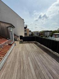 Große Maisonette 3-Zimmer Wohnung mit Laminat, Garage und Dachterrasse in guter Lage Wohnung mieten 08056 Zwickau Bild mittel