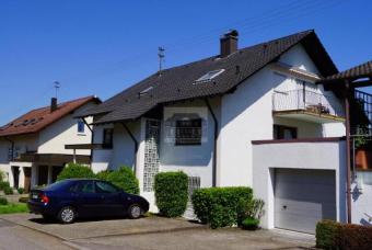 Große Singlewohnung mit Stellplatz, EBK, Waschmaschine, Balkon und tollem Ausblick Wohnung kaufen 76534 Baden-Baden Bild mittel