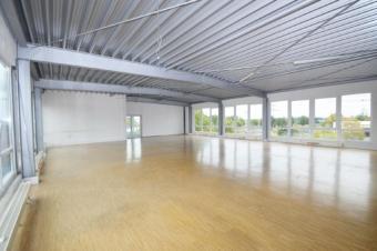 Großes Atelier zur vielfältigen Nutzung geeignet! Gewerbe mieten 50389 Wesseling Bild mittel