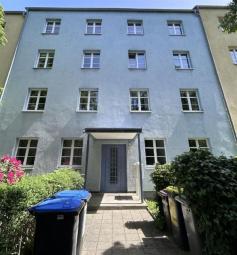 * Großezügige 2-Zimmer mit neuem Laminat, Wannenbad und Balkon zum Toppreis! * Wohnung mieten 09113 Chemnitz Bild mittel