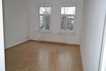 Großzügige 2-Zimmer mit Laminat, Wanne und Balkon in zentraler Lage! EBK mgl. Wohnung mieten 09111 Chemnitz Bild mittel