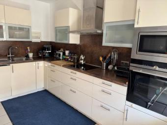 Großzügige 3 Zi. Altbauwohnung im 2.OG. in einem Jugendstilhaus in Neu-Ulm Wohnung mieten 89231 Neu-Ulm Bild mittel