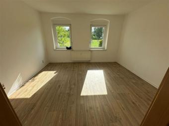 Großzügige 3-Zimmer mit eigenem Garten, EBK, Laminat, Stellplatz, Dusche am Wald! Wohnung mieten 09123 Chemnitz Bild mittel
