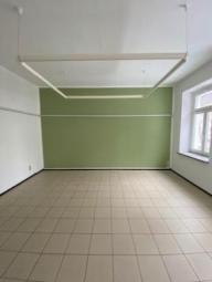 Großzügige 4-Zimmer Büroeinheit mit Fliesen und Fußbodenheizung in ruhiger Lage! Gewerbe mieten 09116 Chemnitz Bild mittel