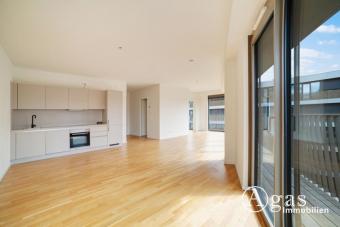 Großzügige 4 Zimmer Wohnung mit ca. 112m², EBK, Fußbodenheizung und umlaufendem Balkon in Berlin-Mitte! Wohnung mieten 10117 Berlin Bild mittel