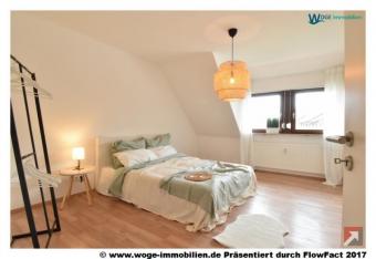 Großzügige, freie 2,5-Zi-Whg mit zus. 33qm Nfl., 2.OG (DG), Garage, provisionsfrei! Wohnung kaufen 90431 Nürnberg Bild mittel