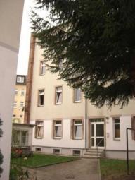 Großzügige Hinterhaus 2-Zimmer mit Laminat, EBK und Wannenbad in uninaher Lage! Wohnung mieten 09111 Chemnitz Bild mittel