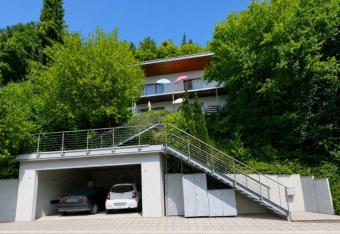 Großzügiges 5-Zimmer Einfamilienhaus KFW70 mit Weitblick-gesundes Wohnklima, viel Privatsphäre und nachhaltiger Wohnkomfort Haus kaufen 79761 Waldshut-Tiengen Bild mittel