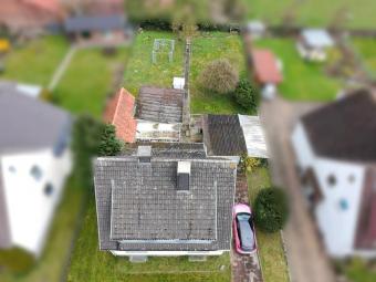 Großzügiges Einfamilienhaus mit Garten und Garage in gepflegter Siedlung Haus kaufen 32694 Dörentrup Bild mittel