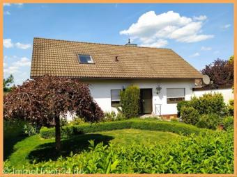 Großzügiges und familienfreundliches 200 qm Haus in BESTER Wohnlage von Langenzenn – Sofort frei ! Haus kaufen 90579 Langenzenn Bild mittel