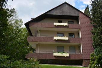 Großzugüg geschnittene Eigentumswohnung mit tollem Balkon und Garage in Kurparknähe Wohnung kaufen 37441 Bad Sachsa Bild mittel