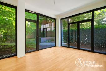 GRÜN UND GEMÜTLICH! Großzügige EG 4 Zimmer Wohnung mit Terrasse, ca. 103 m² und EBK in Mitte! Wohnung mieten 10117 Berlin Bild mittel