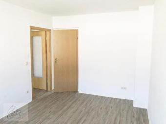 *** GÜNSTIGE 3-RAUMWOHNUNG MIT TAGESLICHTBAD UND WANNE *** zu vermieten Wohnung mieten 01619 Zeithain Bild mittel