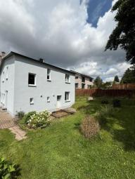 Günstiges EFH mit Terrasse, Garage, Dusche und sonnigem Grundstück am grünen Ortsrand Haus kaufen 09385 Lugau Bild mittel
