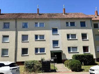 gut geschnittene 3 Zi. OG Wohnung mit Balkon Wohnung kaufen 31535 Neustadt am Rübenberge Bild mittel