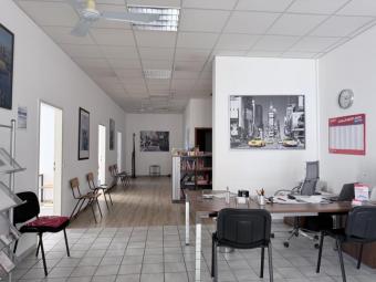 Gute vermietete Büroräume in zentraler Lage Gewerbe kaufen 79189 Bad Krozingen Bild mittel