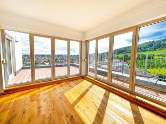 Helle, großzügige 3-Zimmer Penthouse mit traumhaften Fernblick - zentrale Lage Wohnung mieten 76887 Bad Bergzabern Bild mittel