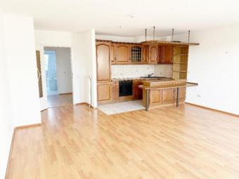 ***HELLE MAISONETTEWOHNUNG MIT BALKON*** individuellem Grundriss und Dachschrägen – Wohncharakter mit Flair in Riesa Wohnung mieten 01591 Riesa Bild mittel