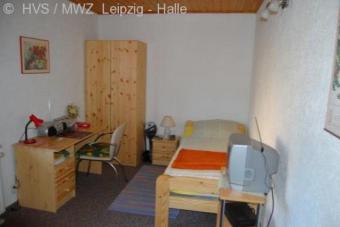 helles und möbliertes Zimmer mit Gartenmitbenutzung Wohnung mieten 04207 Leipzig Bild mittel