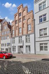 Historisches Treppengiebelhaus unterhalb der Jacobikirche. Haus kaufen 23552 Lübeck Bild mittel
