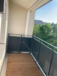 Hochwert. DG 3-Zi. mit Dusche Westbalkon, EBK & Parkett in Uni und-Zentrumsnähe! Wohnung mieten 09130 Chemnitz Bild mittel