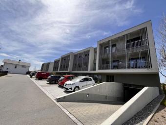 Hochwertige 2-Zi-Wohnung mit überdachter/m Loggia/Balkon in bester Lage von Leutkirch zu vermieten Wohnung mieten 88299 Leutkirch im Allgäu Bild mittel