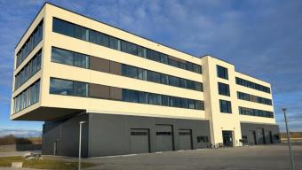 Hochwertige Büroräume mit sehr guter Infrastruktur bei Memmingen zu vermieten. Gewerbe mieten 87734 Benningen Bild mittel