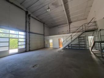 Hohe Werkstatthalle, große Tore, Grube Gewerbe mieten 66115 Saarbrücken Bild mittel