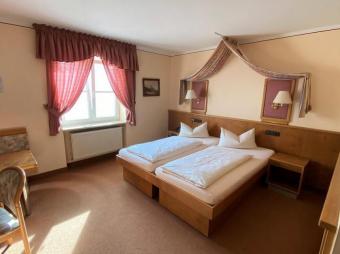 Hotel im laufenden Betrieb zu verkaufen, in herrlicher, ländlichen Lage Gewerbe kaufen 86853 Langerringen Bild mittel