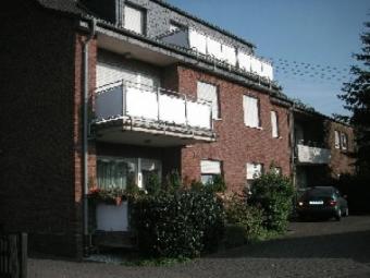 Hübsche 2-Zimmer-Altbauwohnung in Schwanheim Wohnung mieten 60529 Frankfurt am Main Bild mittel