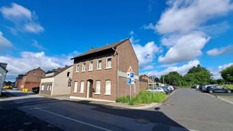 Ideal als Kapitalanlage oder als Mehrgenerationenhaus nutzbar! Haus kaufen 41334 Nettetal Bild mittel