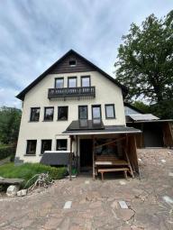 Idyllisch gelegenes 7-Zi. EFH mit 2 Balkonen, Carport, 3 Bädern und Garage im schönen Zschopautal Haus kaufen 09573 Augustusburg Bild mittel